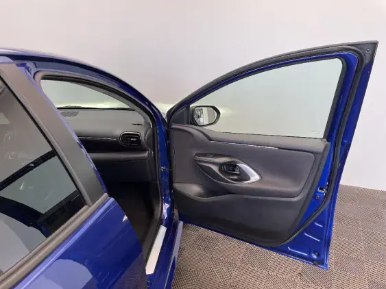 TOYOTA YARIS IV - voiture d'occasion - Photo 20