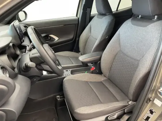 TOYOTA YARIS CROSS I - voiture d'occasion - Photo 18