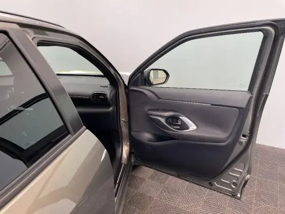 TOYOTA YARIS CROSS I - voiture d'occasion - Photo 20