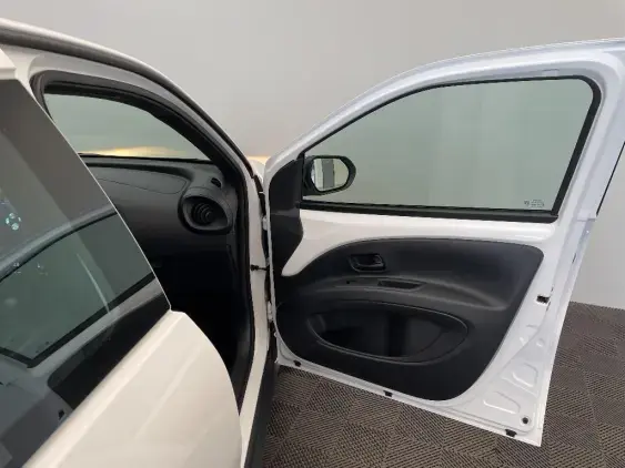 TOYOTA AYGO X - voiture d'occasion - Photo 20