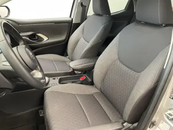 TOYOTA YARIS IV - voiture d'occasion - Photo 18
