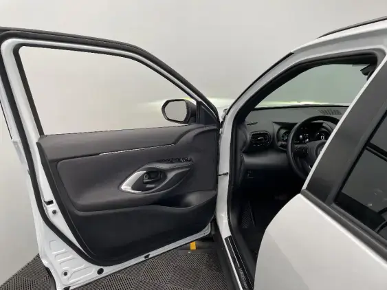 TOYOTA YARIS CROSS I - voiture d'occasion - Photo 19