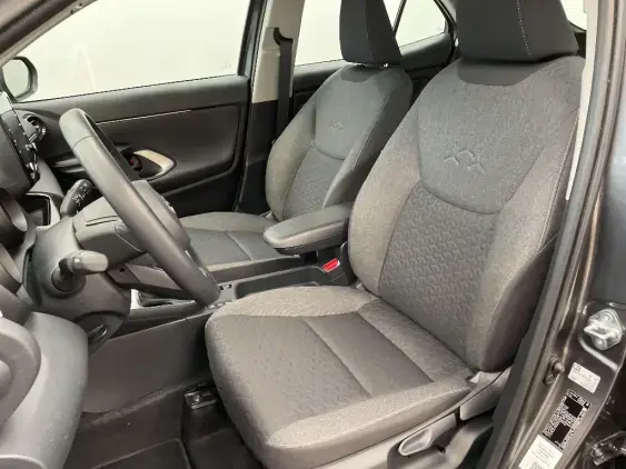 TOYOTA YARIS CROSS I - voiture d'occasion - Photo 18