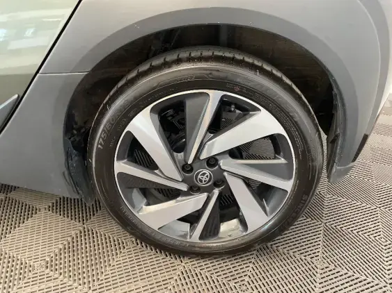 TOYOTA AYGO X - voiture d'occasion - Photo 24