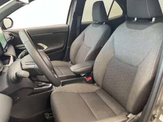 TOYOTA YARIS CROSS I - voiture d'occasion - Photo 18