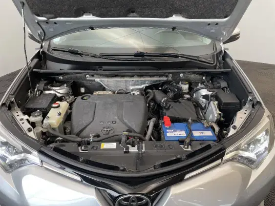 TOYOTA RAV4 IV - voiture d'occasion - Photo 21