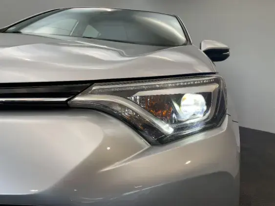 TOYOTA RAV4 IV - voiture d'occasion - Photo 22
