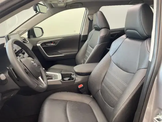 TOYOTA RAV4 V - voiture d'occasion - Photo 18