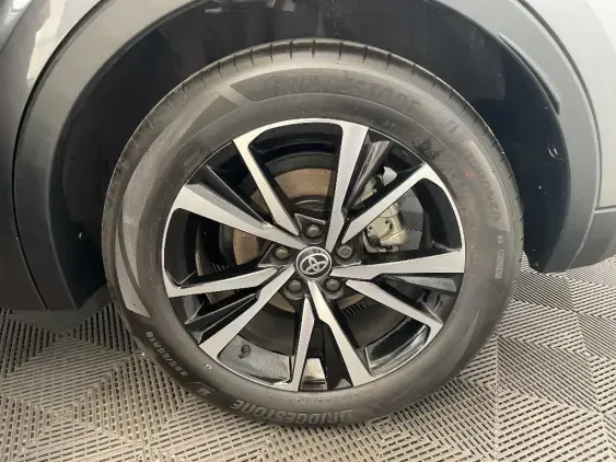 TOYOTA C-HR II - voiture d'occasion - Photo 24