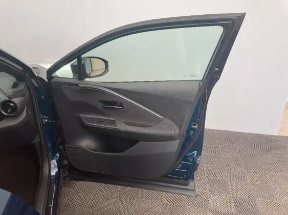 TOYOTA C-HR II - voiture d'occasion - Photo 20