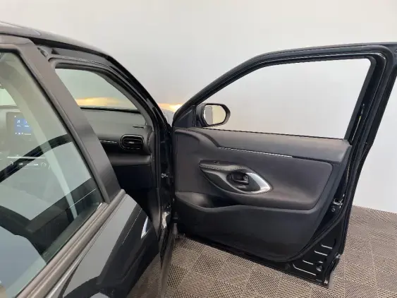 TOYOTA YARIS CROSS I - voiture d'occasion - Photo 20