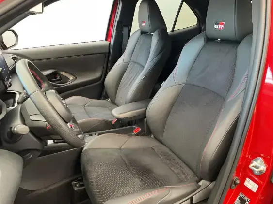 TOYOTA YARIS CROSS I - voiture d'occasion - Photo 18