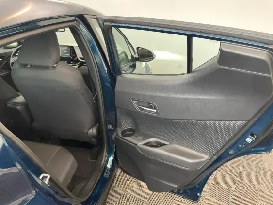 TOYOTA C-HR - voiture d'occasion - Photo 20