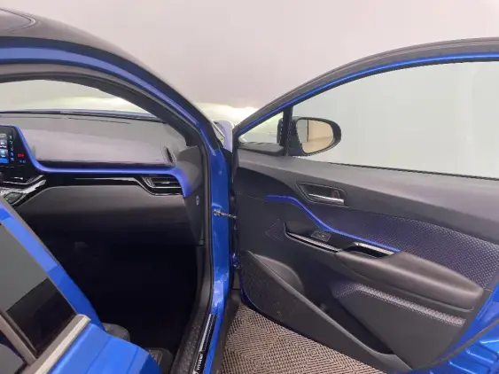 TOYOTA C-HR - voiture d'occasion - Photo 20