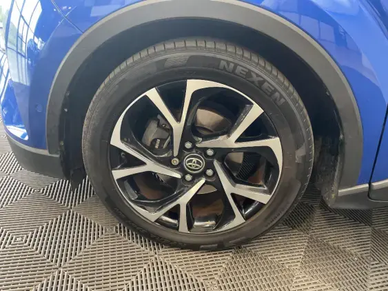 TOYOTA C-HR - voiture d'occasion - Photo 23