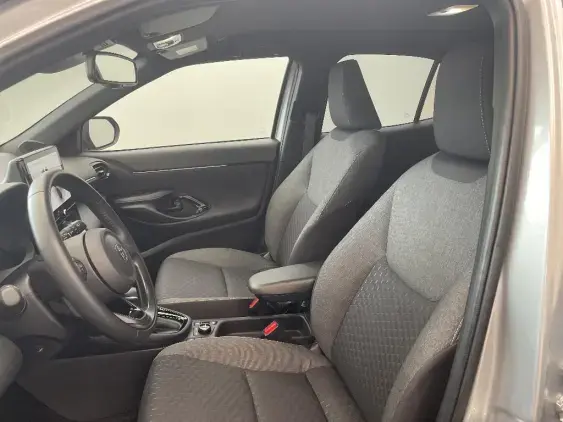 TOYOTA YARIS CROSS I - voiture d'occasion - Photo 18
