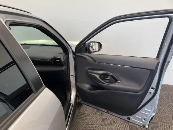 TOYOTA YARIS CROSS I - voiture d'occasion - Photo 20