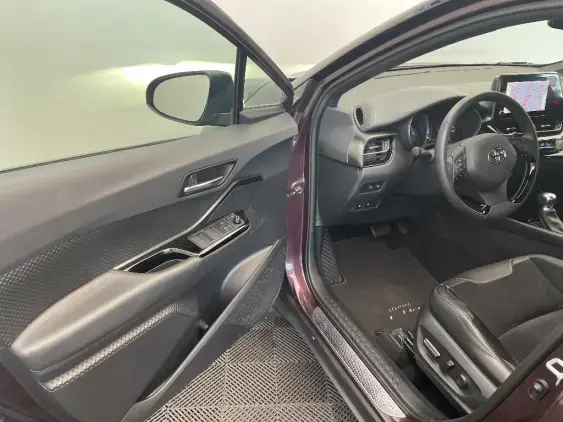 TOYOTA C-HR - voiture d'occasion - Photo 18