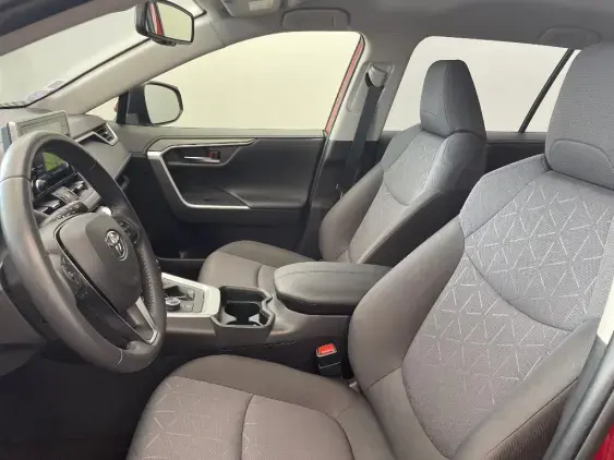 TOYOTA RAV4 V - voiture d'occasion - Photo 18