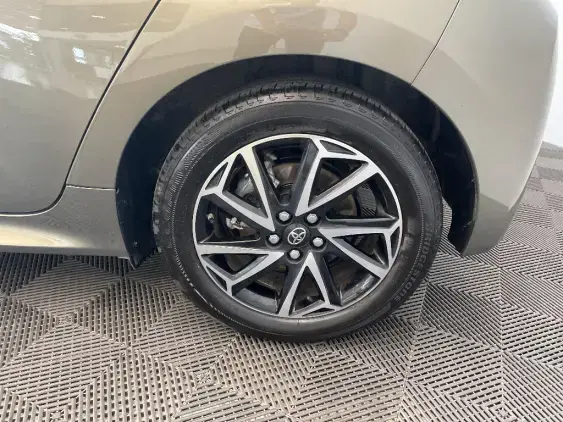 TOYOTA YARIS IV - voiture d'occasion - Photo 24