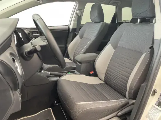 TOYOTA AURIS II - voiture d'occasion - Photo 18