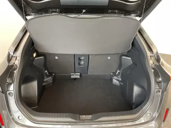 TOYOTA YARIS CROSS I - voiture d'occasion - Photo 17
