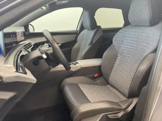 PEUGEOT 3008 III - voiture d'occasion - Photo 18