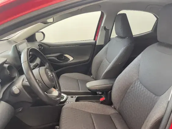 TOYOTA YARIS IV - voiture d'occasion - Photo 18