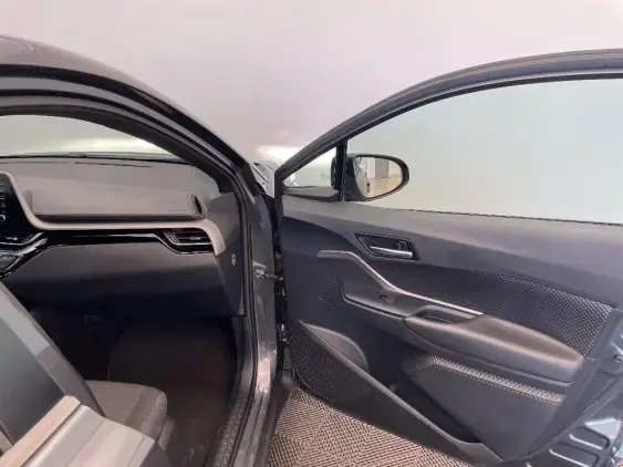 TOYOTA C-HR - voiture d'occasion - Photo 20