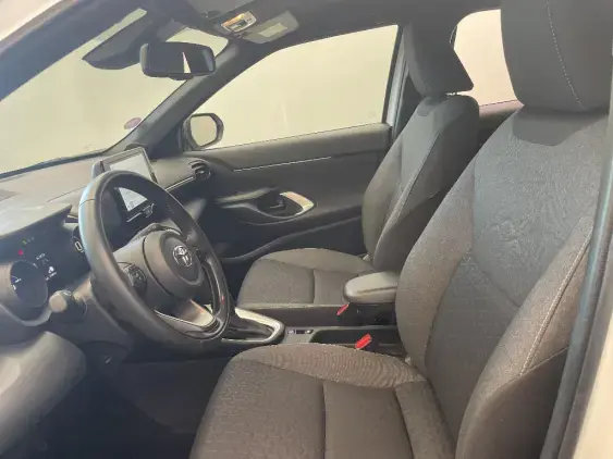 TOYOTA YARIS CROSS I - voiture d'occasion - Photo 18