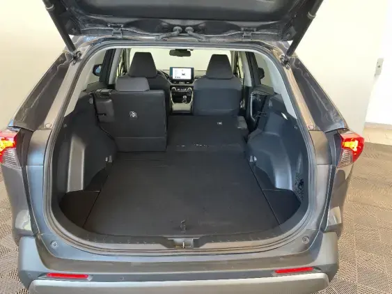 TOYOTA RAV4 V - voiture d'occasion - Photo 16
