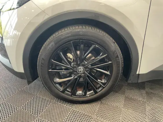 TOYOTA C-HR II - voiture d'occasion - Photo 22