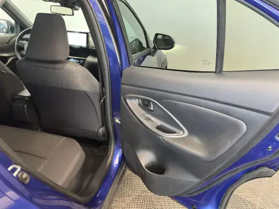 TOYOTA YARIS CROSS I - voiture d'occasion - Photo 20
