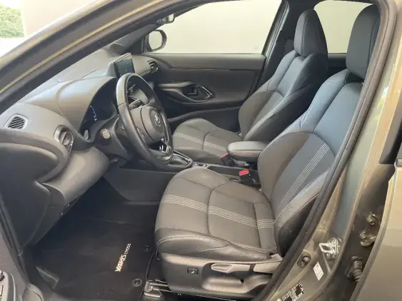 TOYOTA YARIS CROSS I - voiture d'occasion - Photo 18