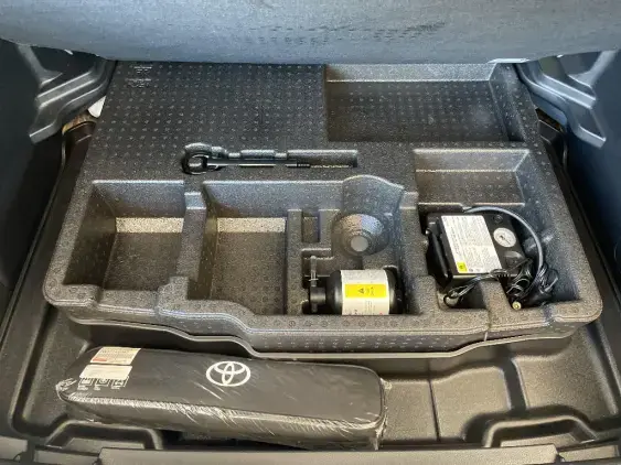 TOYOTA YARIS CROSS I - voiture d'occasion - Photo 17