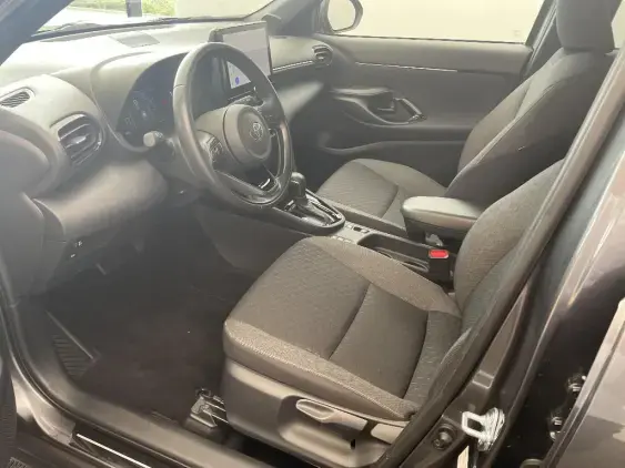 TOYOTA YARIS CROSS I - voiture d'occasion - Photo 18
