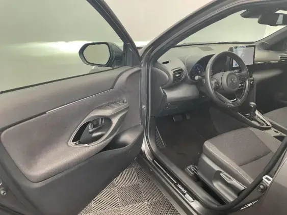 TOYOTA YARIS CROSS I - voiture d'occasion - Photo 19