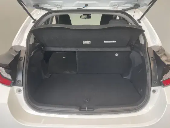 TOYOTA YARIS IV - voiture d'occasion - Photo 16
