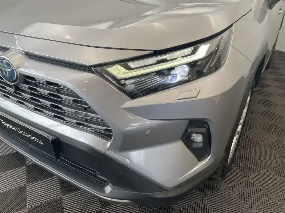 TOYOTA RAV4 V - voiture d'occasion - Photo 21