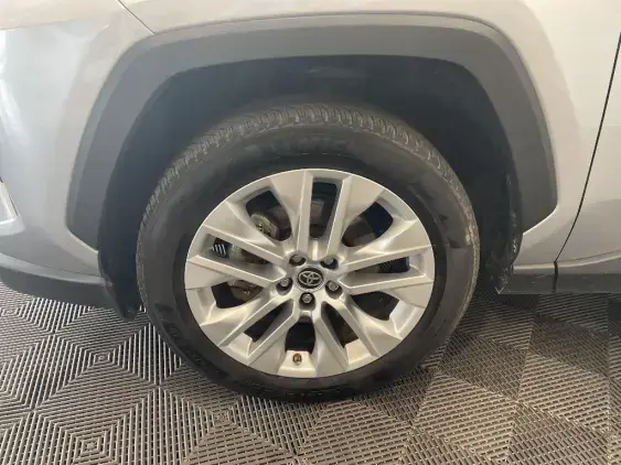 TOYOTA RAV4 V - voiture d'occasion - Photo 22