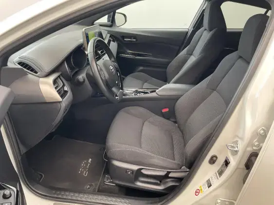 TOYOTA C-HR - voiture d'occasion - Photo 18
