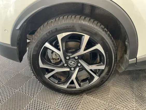 TOYOTA C-HR - voiture d'occasion - Photo 25