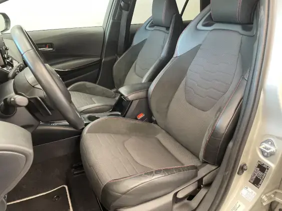 TOYOTA COROLLA TOURING SPT X - voiture d'occasion - Photo 18