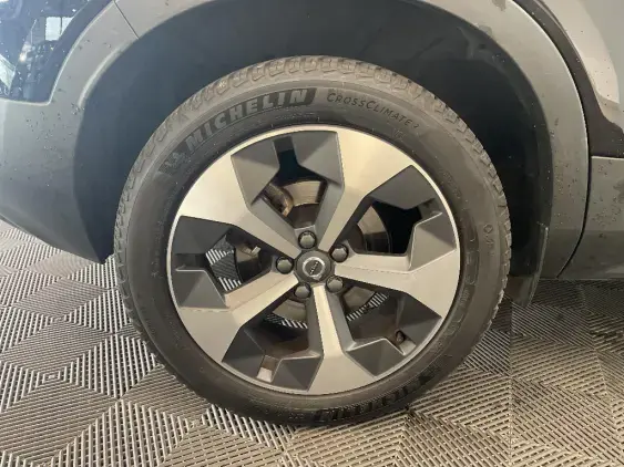 VOLVO XC40 - voiture d'occasion - Photo 25