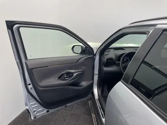 TOYOTA YARIS CROSS I - voiture d'occasion - Photo 19