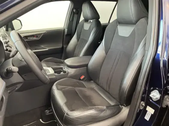 TOYOTA RAV4 V - voiture d'occasion - Photo 18