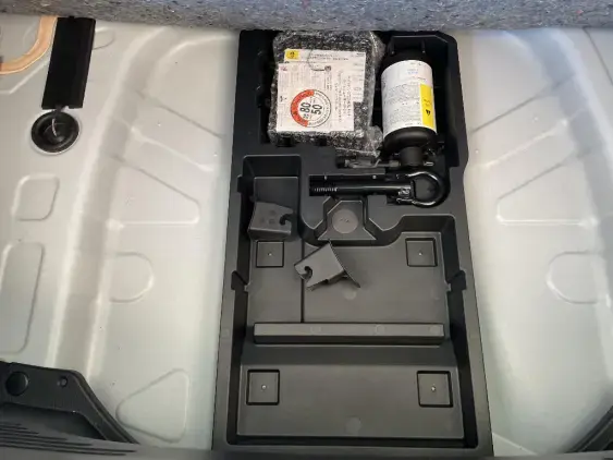 TOYOTA AYGO X - voiture d'occasion - Photo 17