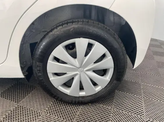 TOYOTA AYGO II - voiture d'occasion - Photo 23