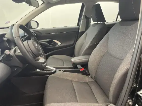TOYOTA YARIS CROSS I - voiture d'occasion - Photo 18