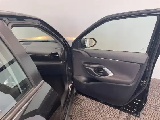 TOYOTA YARIS CROSS I - voiture d'occasion - Photo 20